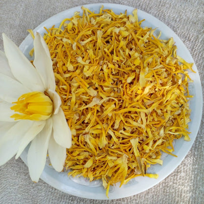 Premium Dried White Lotus Stamens - 100% Pure Sacred Lotus (Nymphaea Ampla) Floral Garnish | Ceylon Herbs
